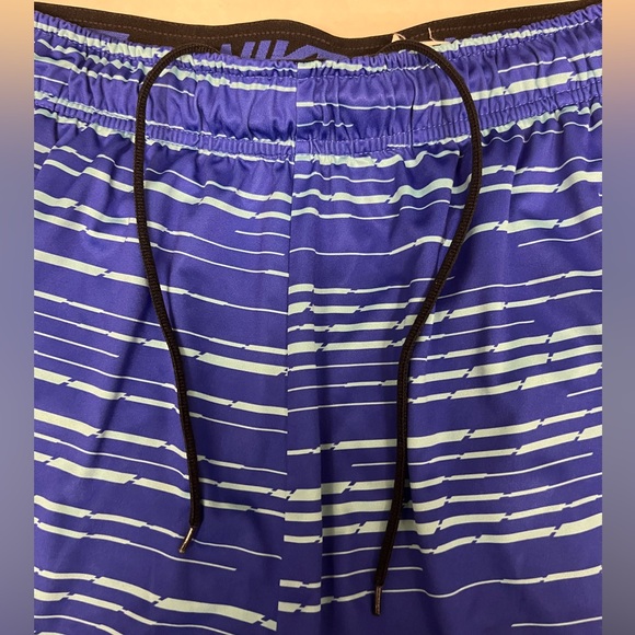 Nike - Pro Training Shorts - Blue - Dri-Fit - Stretch Pullover Elastic Waist - Picture 4 of 11